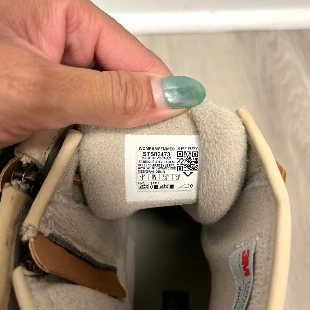 Sperry Duck Boots Women's 8 Ivory Cream and Gray Saltwater Wool